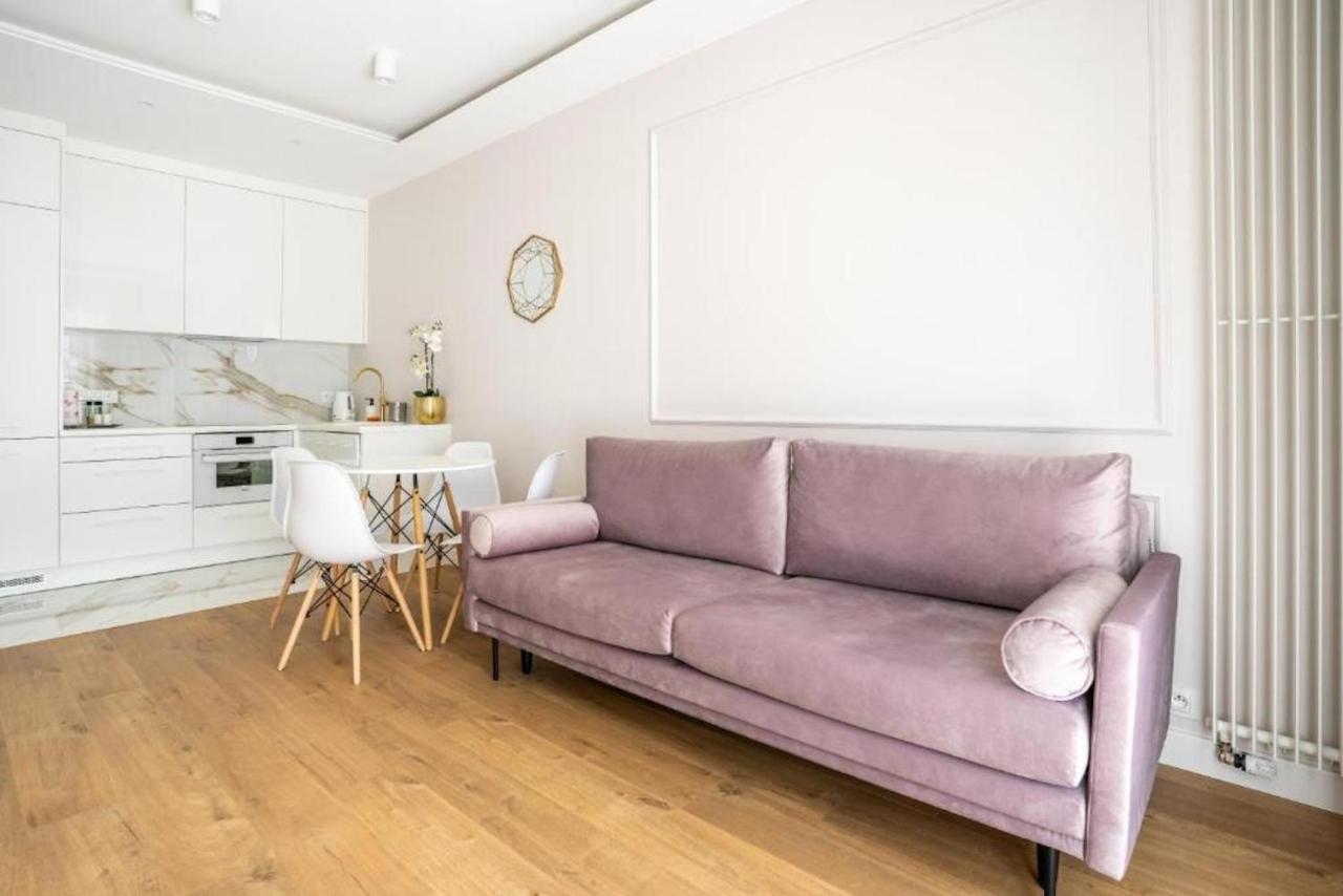 Apartament Mennica Residence - Golden Apartments - Comfortable And Stylish Varşovia Exterior foto